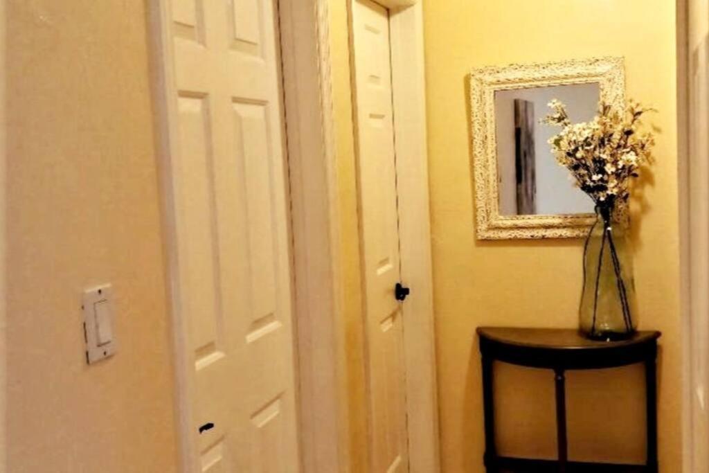 House Close To Downtown, Airport, Raymond James Stadium, And Many More Places Tampa Eksteriør bilde